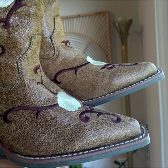 NOMAD Women’s NWOT Brown Floral Trendy Embroidered Cowboy Western Boots - Picture 7 of 10